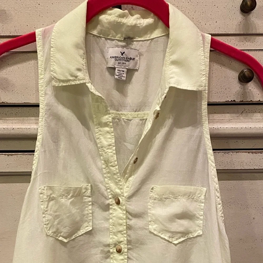 American Eagle summer spring sleeveless racerback collared button down tank top - Picture 4 of 8